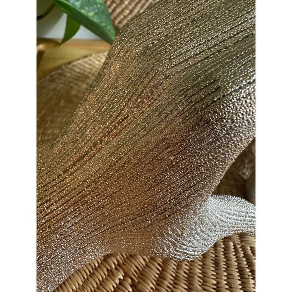 Silver Hand Heart decor - Picture 3 of 12